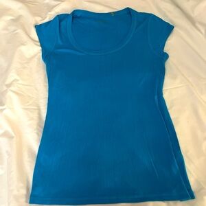 Beautiful Blue Scoop neck tshirt